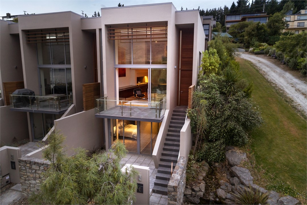 Release Wanaka - Lake Edge - Sleeps 6