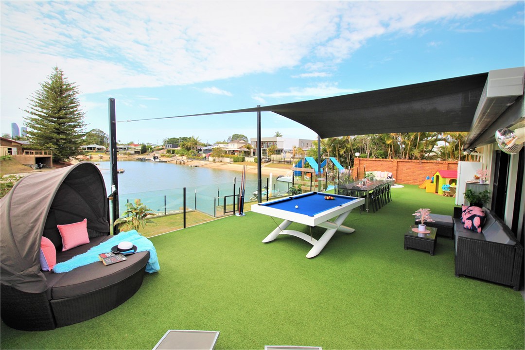 Stunning Waterfront Family Friendly Home