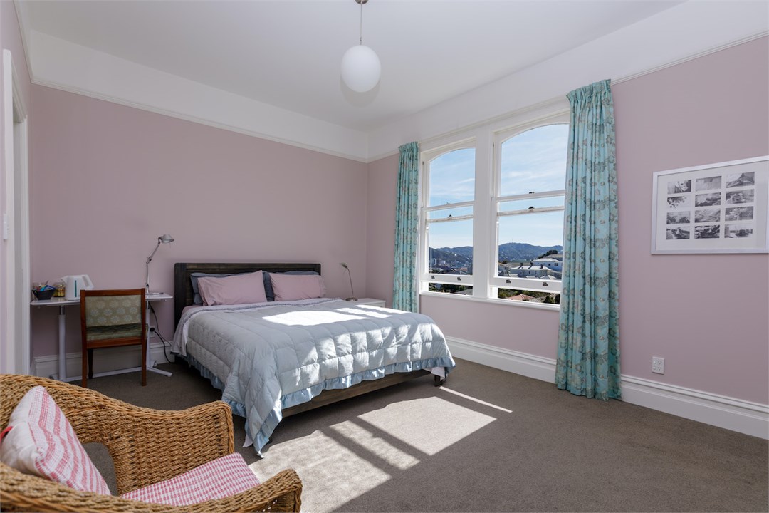 Bedroom 2 Katherine Mansfield Room interior