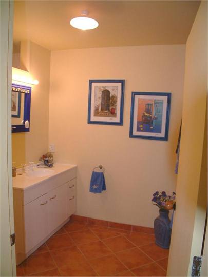 Seahorse Suite Bathroom