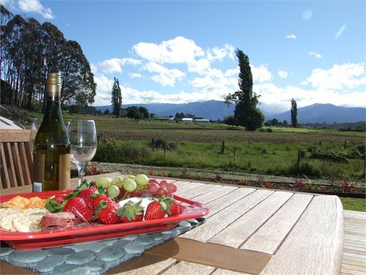 Nice rural outlook towards Takaka