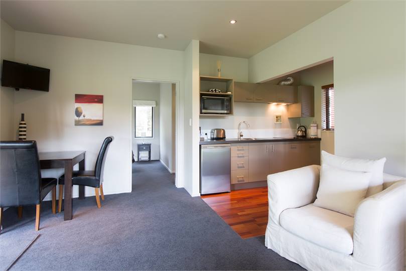 Cottage living/kitchen area