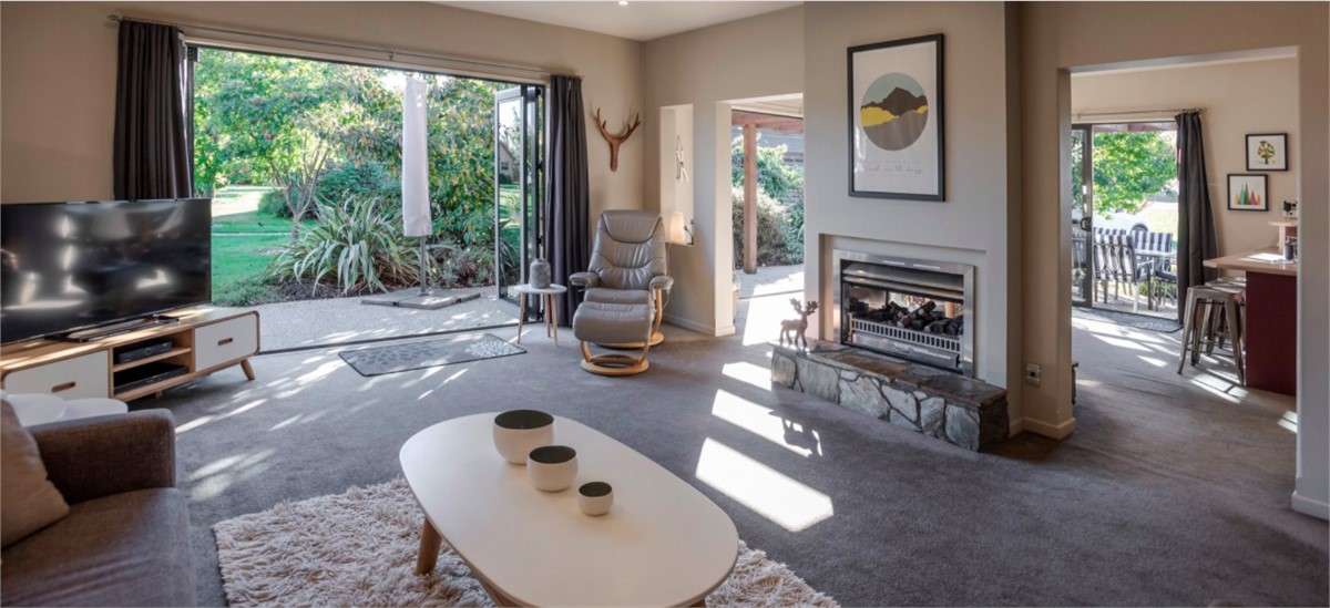 View of the lounge that includes two lazyboys for 