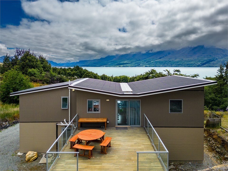 Outdoor sheltered bbq area for entertaining.