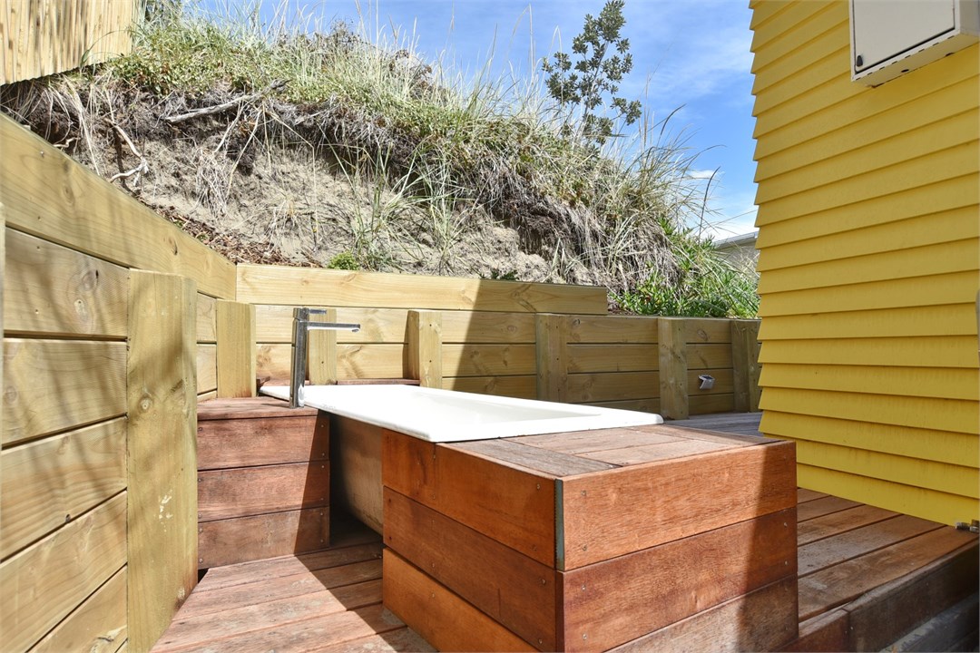 View of the outdoor bath