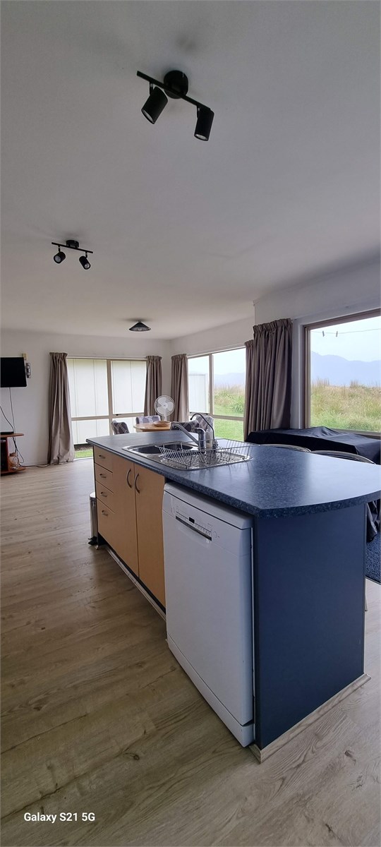 Kitchen - dishwasher & sink