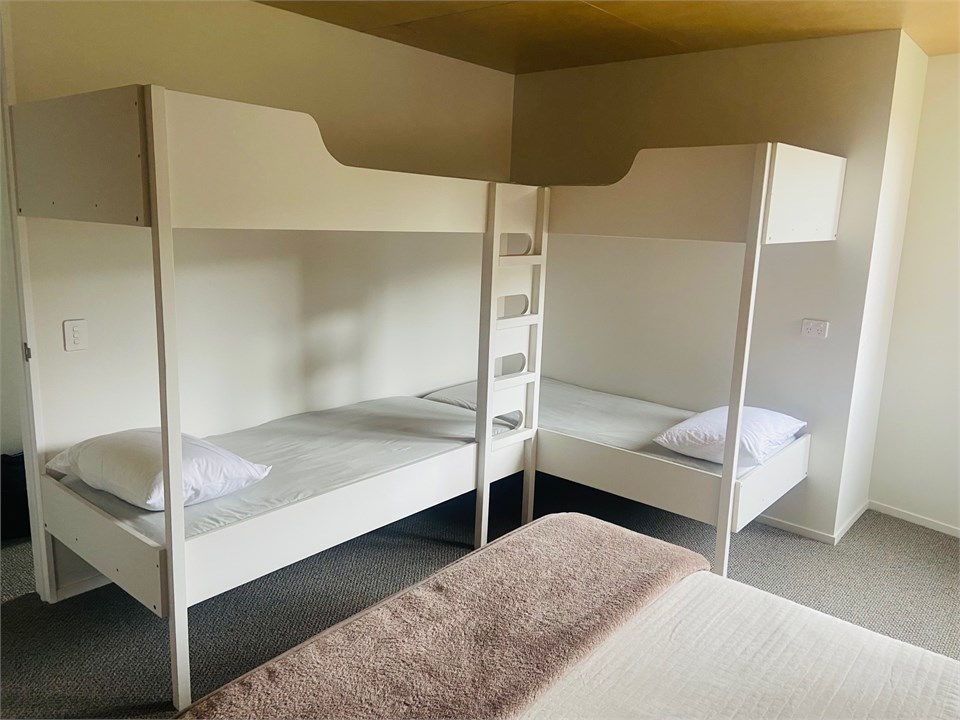 4 single bunks - NB bedding not provided