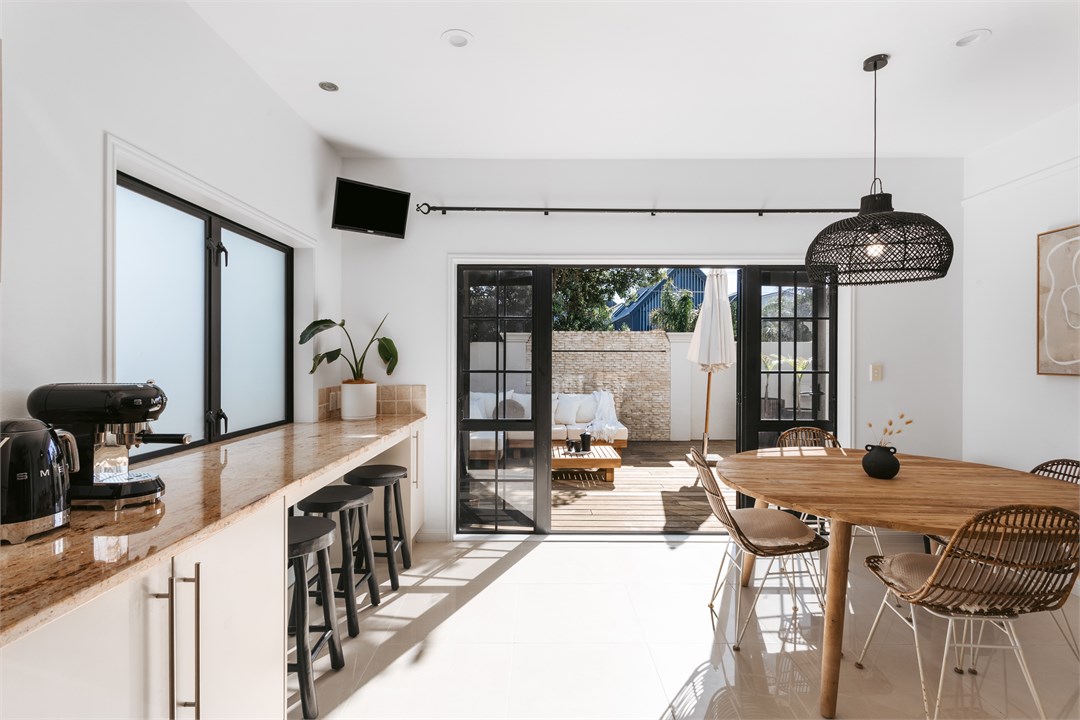 ll Faro The Lighthouse Mt Maunganui Holiday Home for rent Holiday