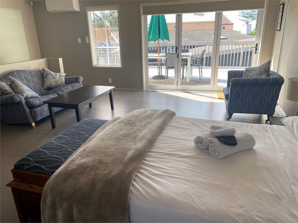 Upstairs lounge/extra bed