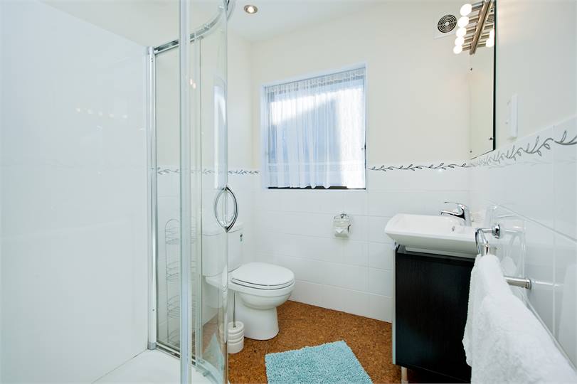 Main bathroom