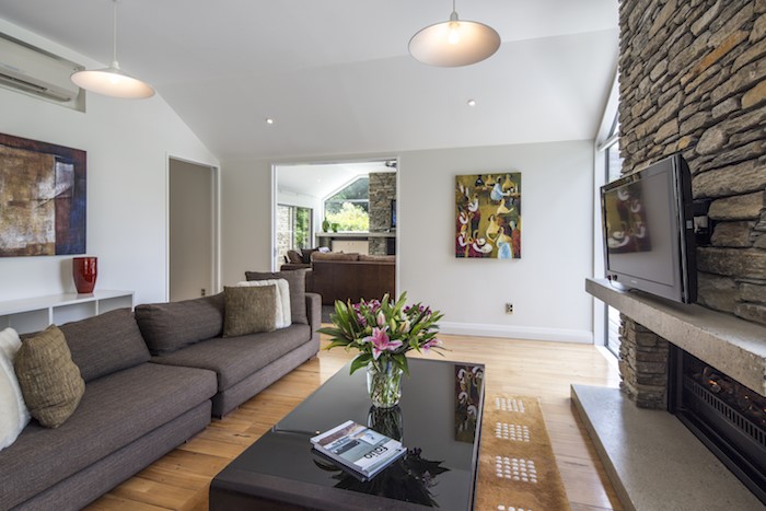 Living room leading into lounge area