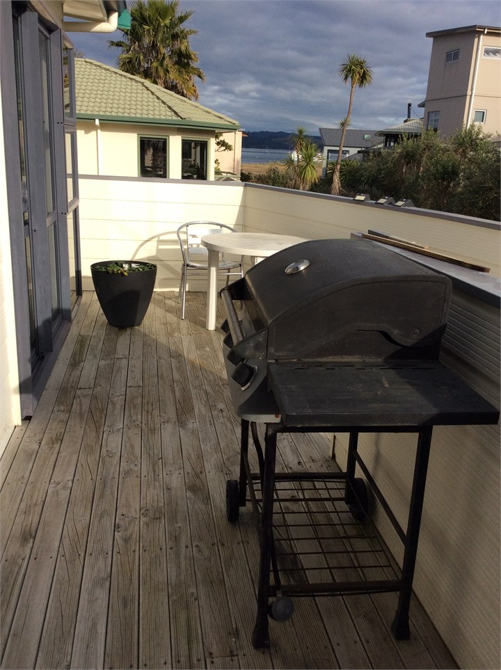 Back Deck with views to Wharf