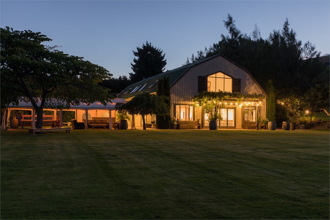 The Lookout Wanaka Holiday Home for rent Holiday Houses