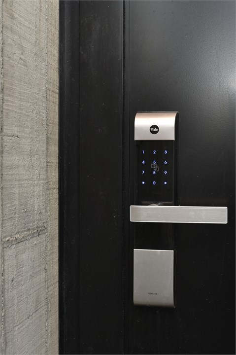 Keypad lock for the entrances