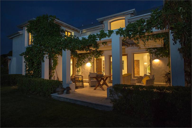 Lodge Front Verandah