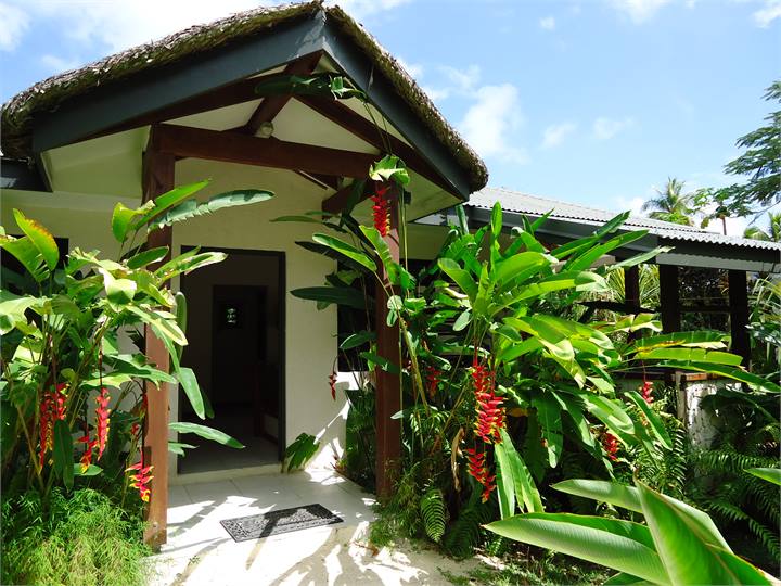 "TROPPO DELUX " -2x bedroom Villa -Master - Queen.