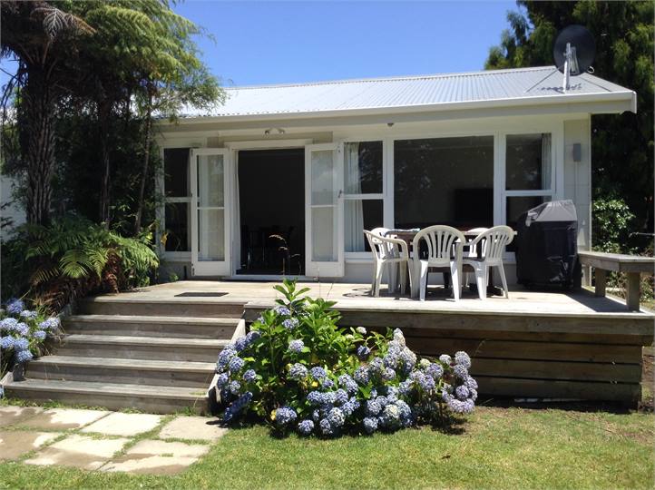 Whitianga Great Location Whitianga Bach for rent Holiday Houses