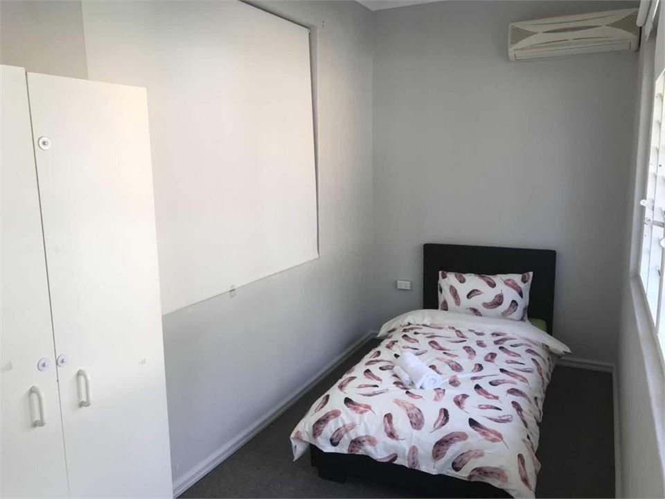 3rd Bedroom - Single