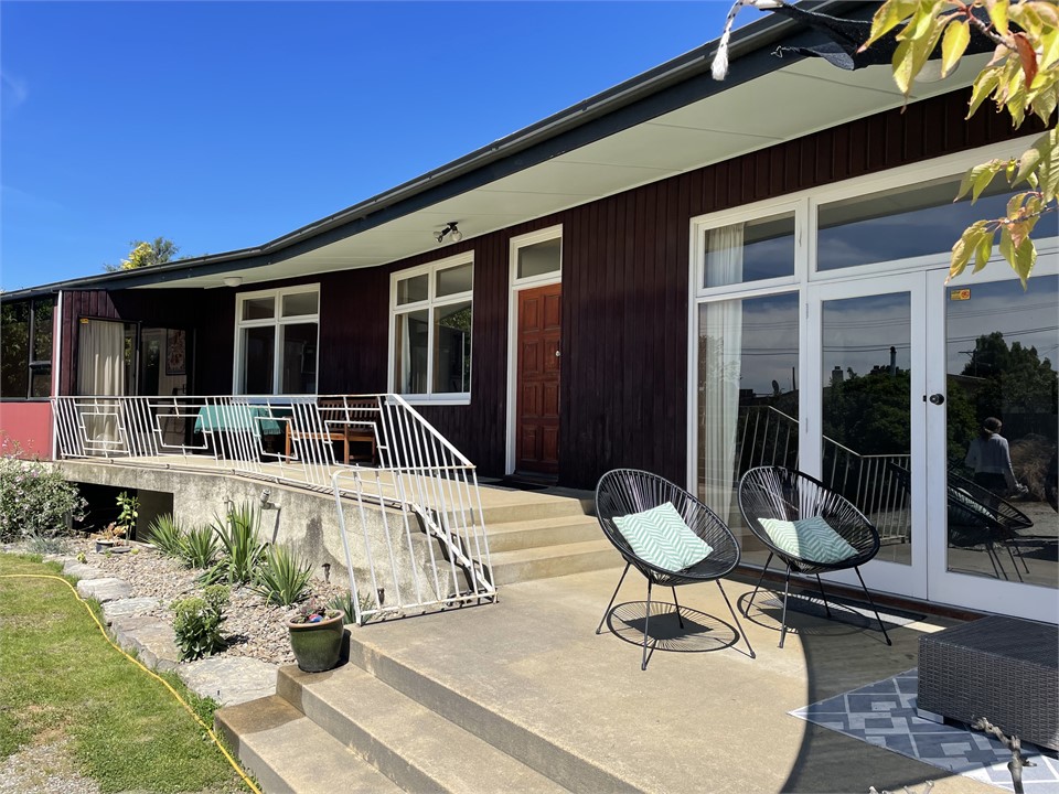 All day sun in a private north facing home