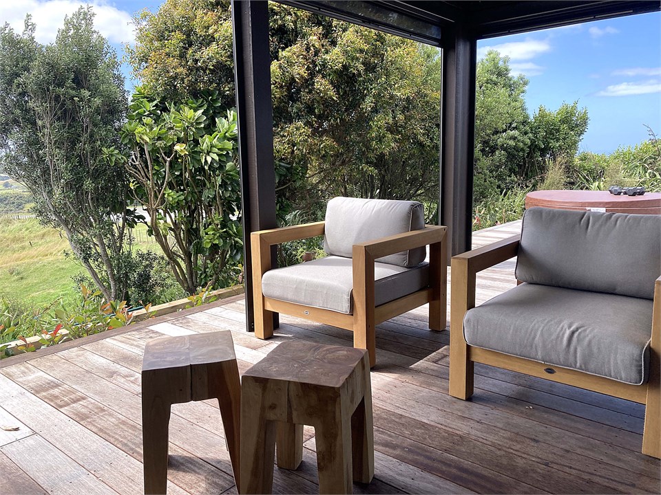 Outdoor Entertaining Room