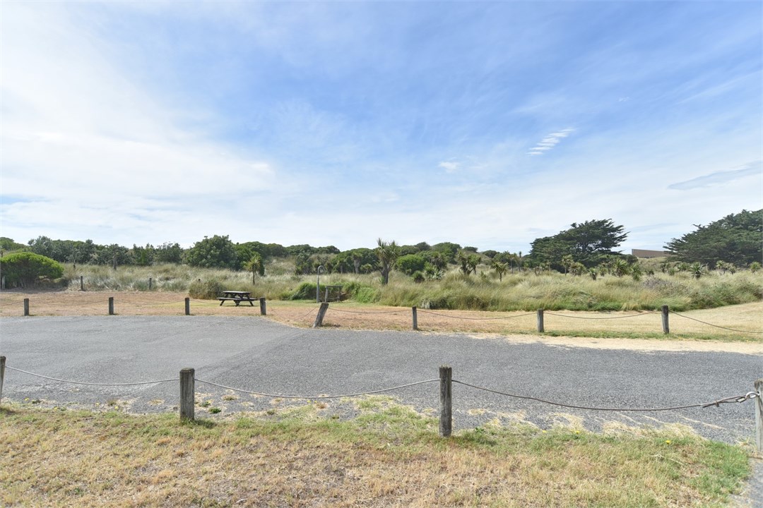 View of the surrounding area