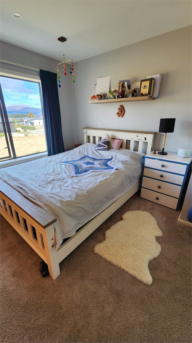 Bedroom 2 with Queen Bed