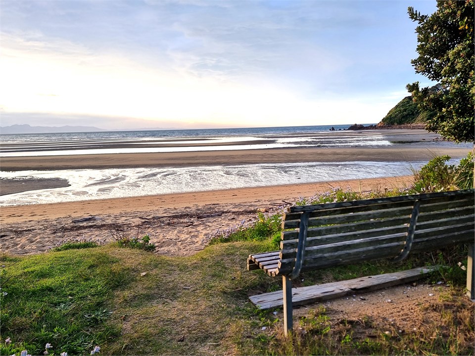 Low tide seat on the reserve in front of the cotta