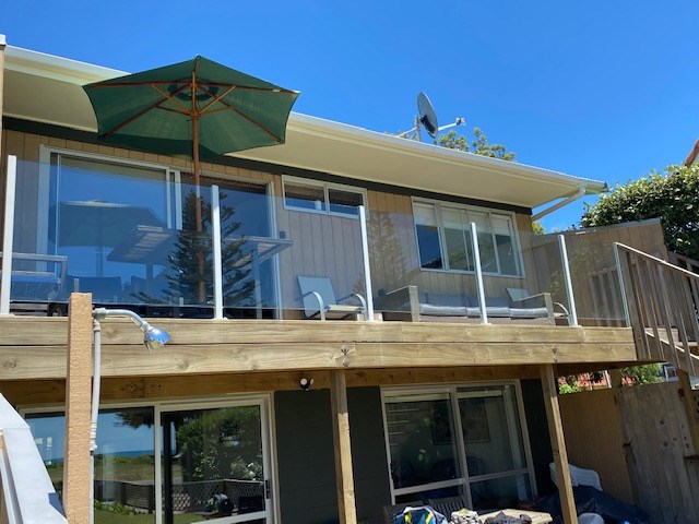 Upstairs unit North deck