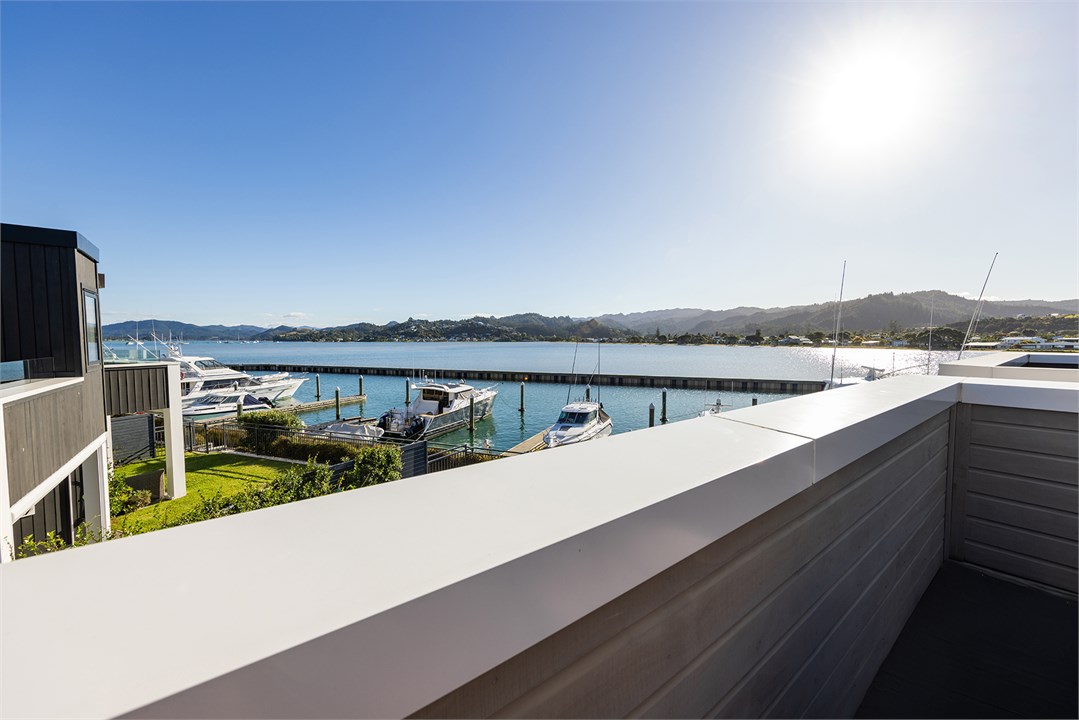 balcony view of back bedrooms upon harbour & sunse