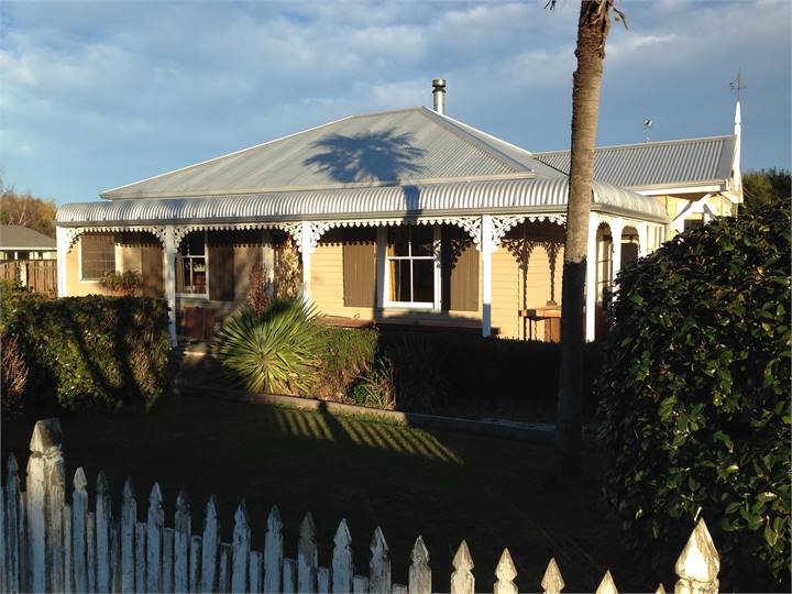 Hans' Haus Methven Holiday Home for rent Holiday Houses