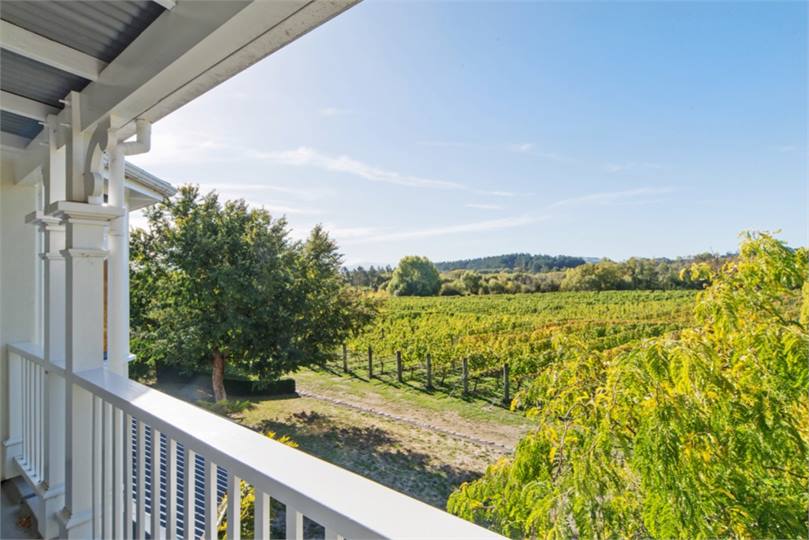 2nd floor balcony view