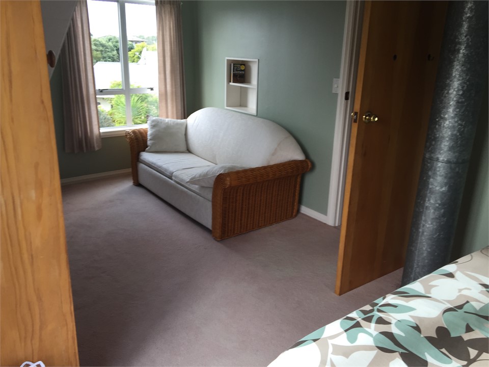 Pull out sofa in twin room