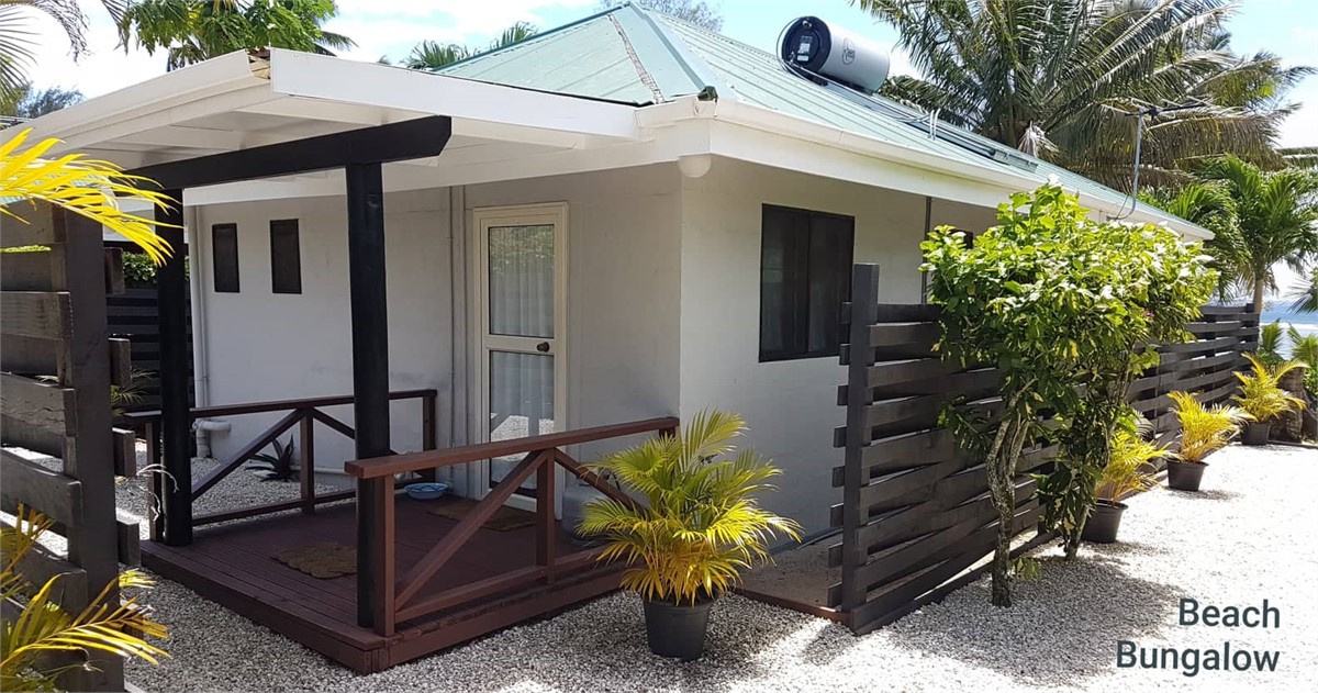 Beach Bungalow - Back Door Porch Area
