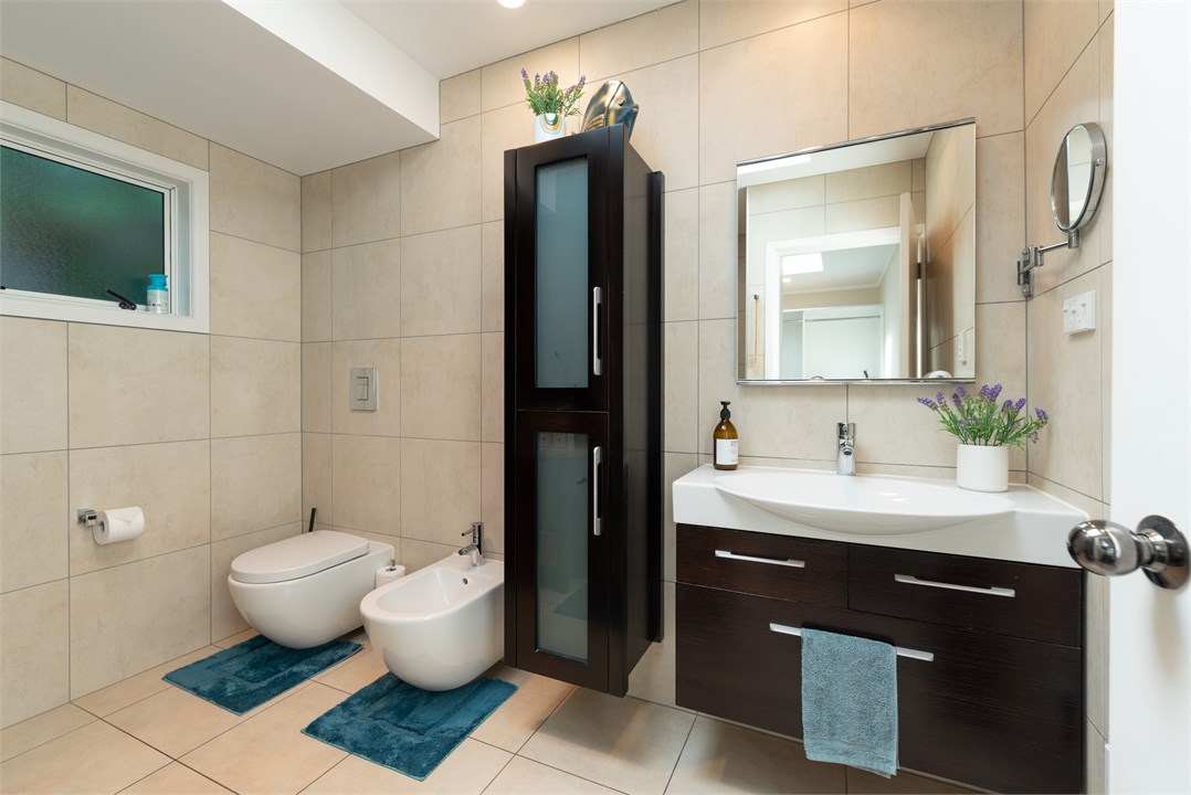 Master Ensuite