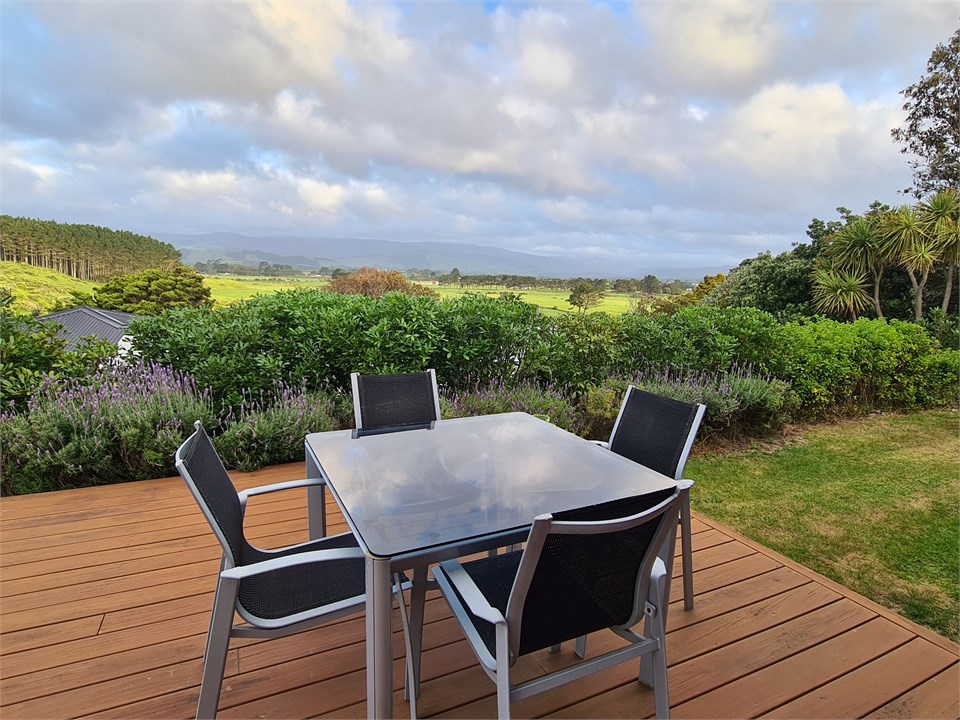 Towards the Tararuas and Otaki Forks in the distan