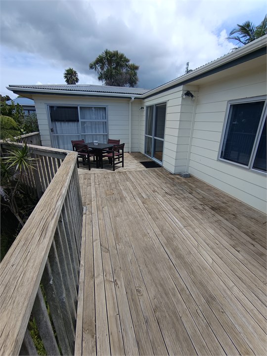 Front deck