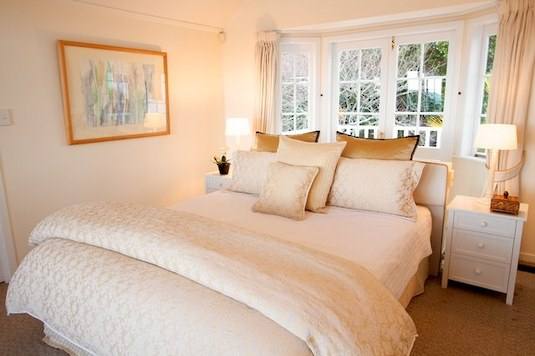 Emerald Cottage - Double bedroom