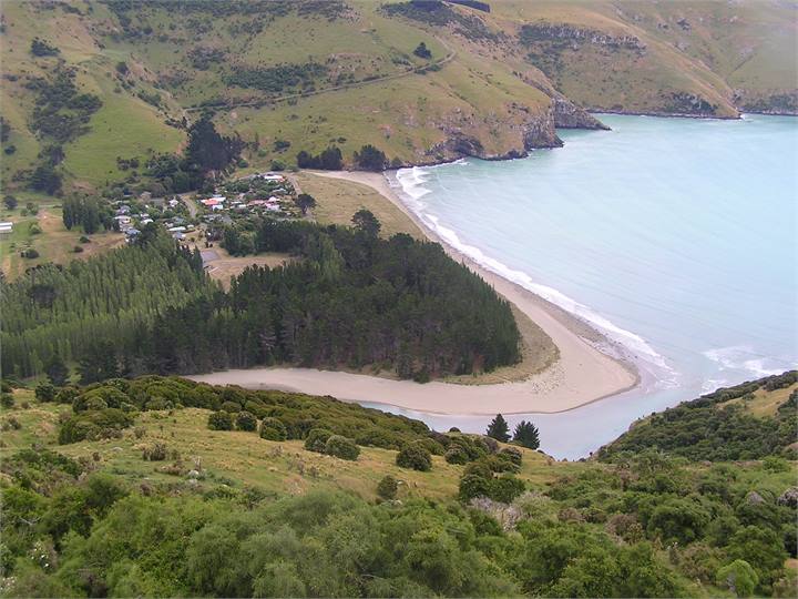 Le Bons Bay