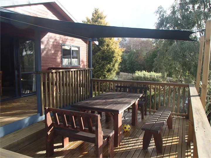 Deck with shade sail 