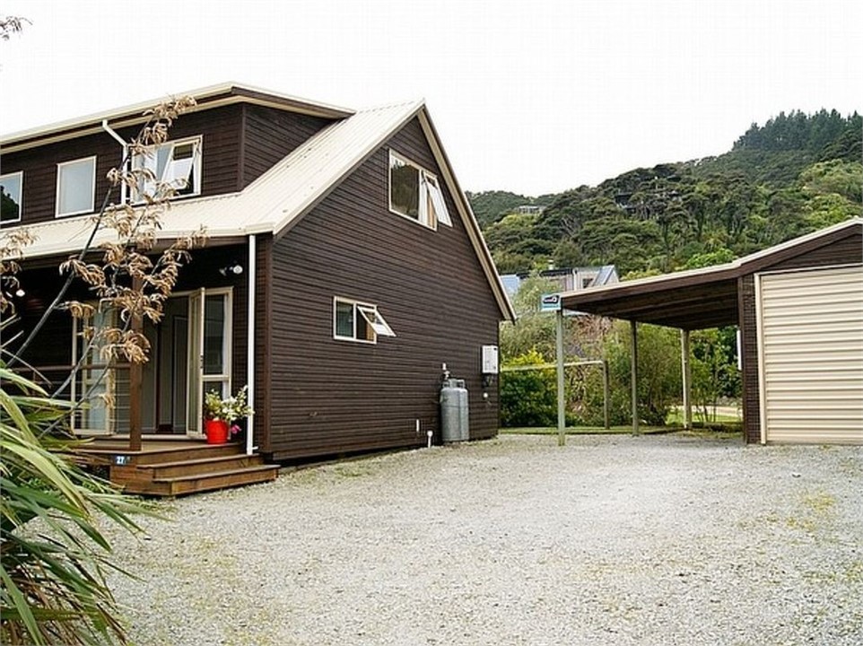 Aroha at Tata (Bachcare) Tata Beach Bach for rent Holiday Houses