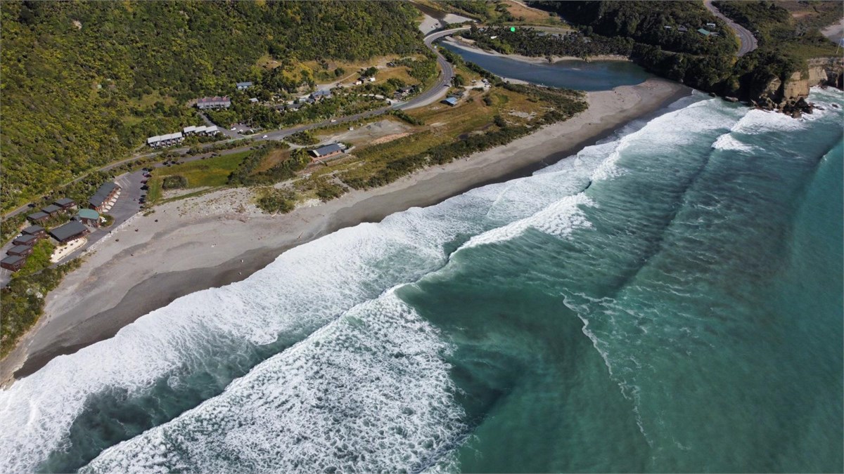 Paua Palace location