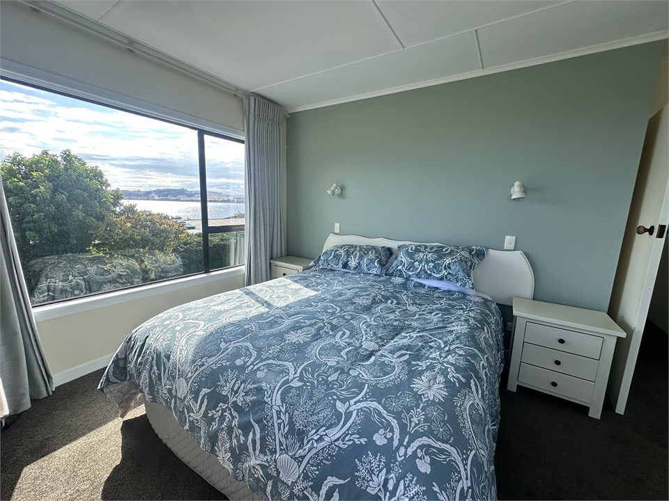 Upstairs Bedroom King