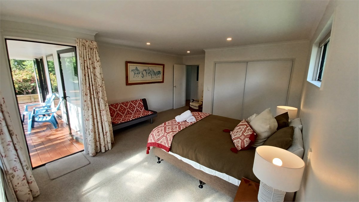 Mstr bedroom and door to decking