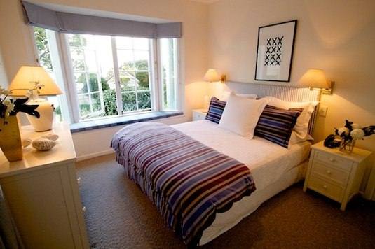 Emerald Cottage - Double bedroom