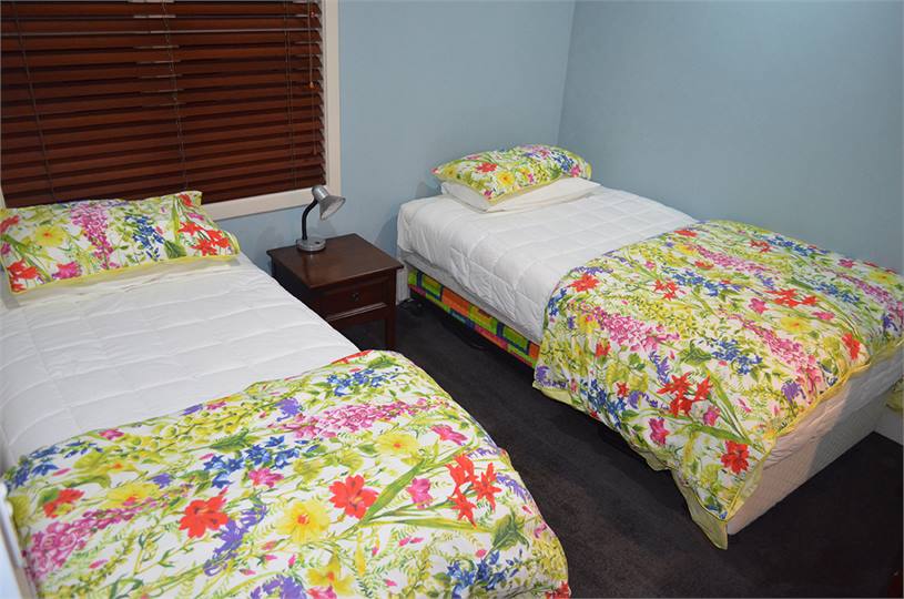 King single and single beds