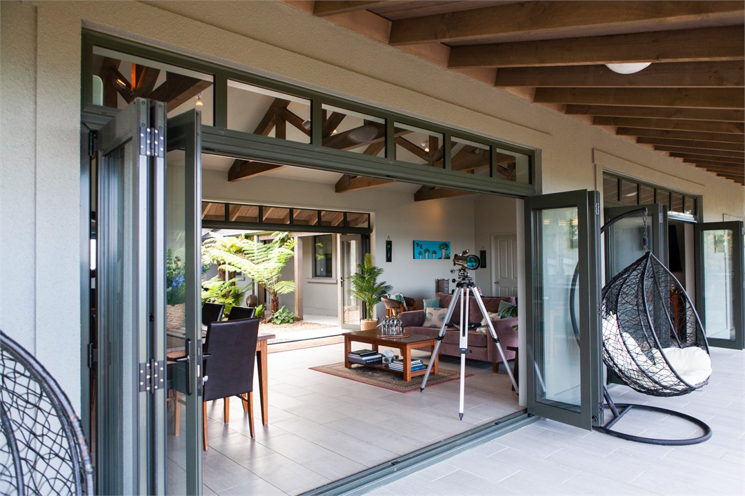 Seamless Indoor outdoor flow