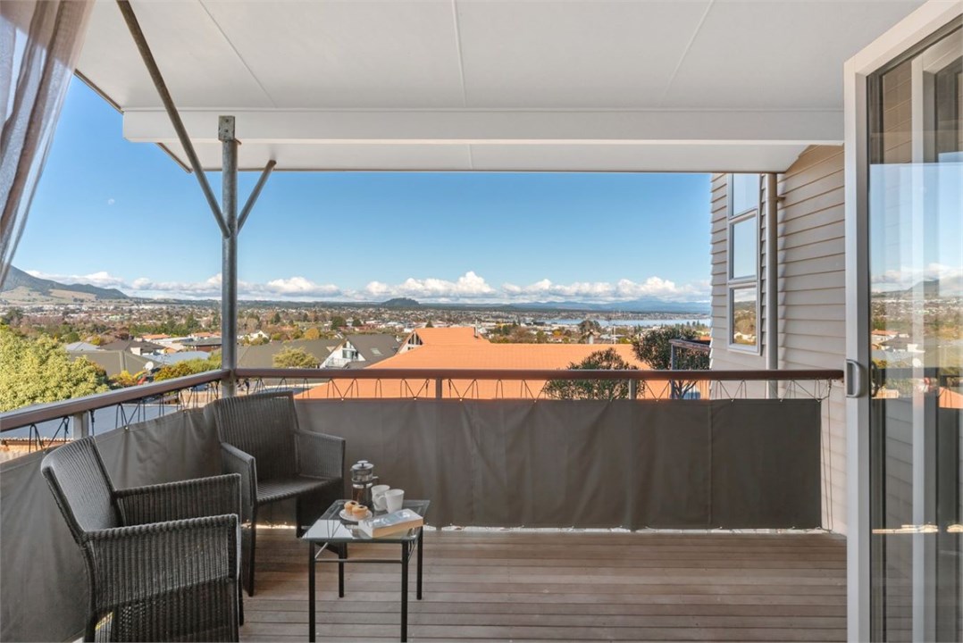 Master bedroom blacony