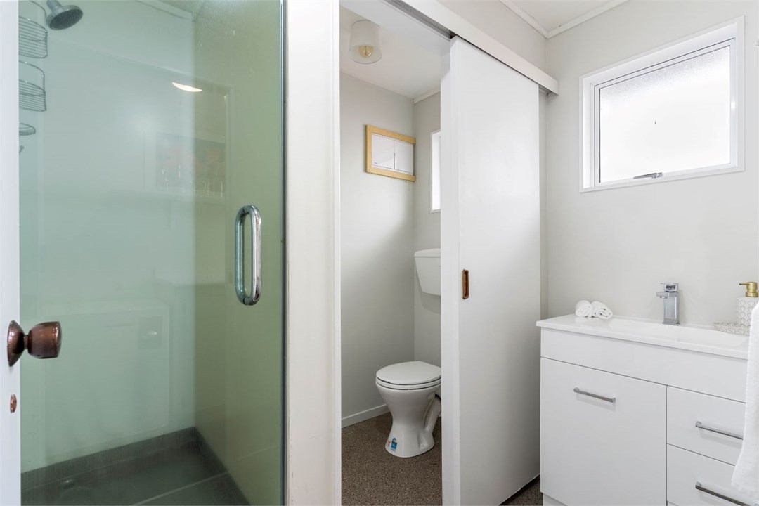 Bathroom in sleep-out