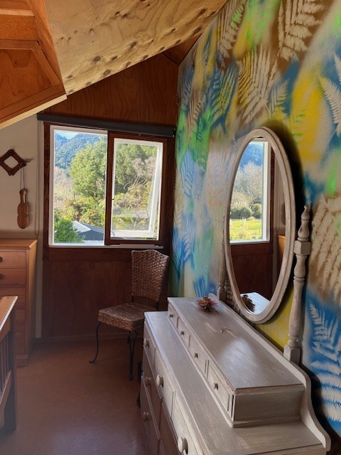 Bedroom 2 (Mezzanine)