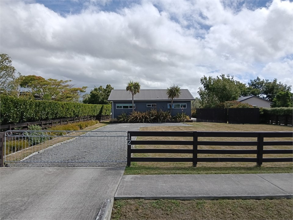 Fully fenced and plenty of offroad parking